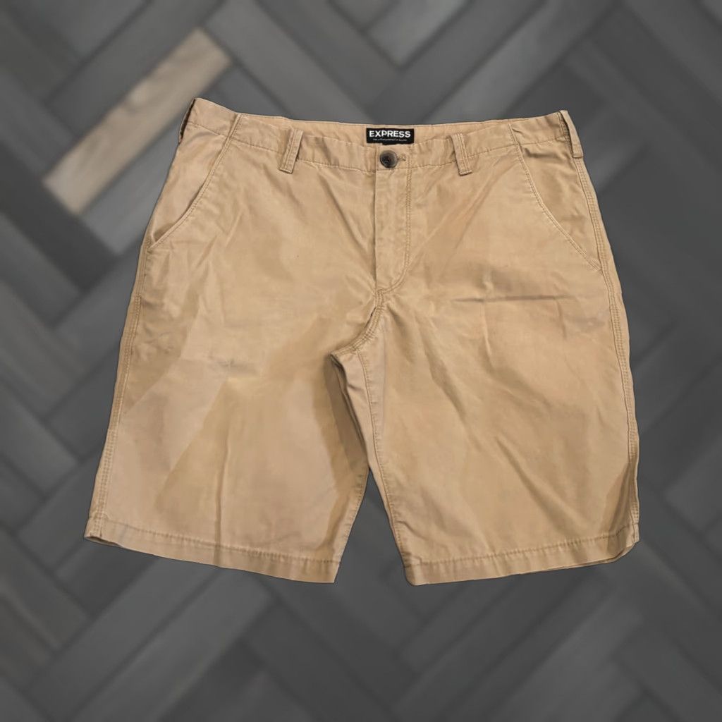 Express Express Chino Shorts Mens 31 (33) Beige Khaki Flat Front Preppy Casual Golf Mens Regular Chino Short Beige Warm Weather Vintage? No — keep no. Size US 31 - 1 Thumbnail