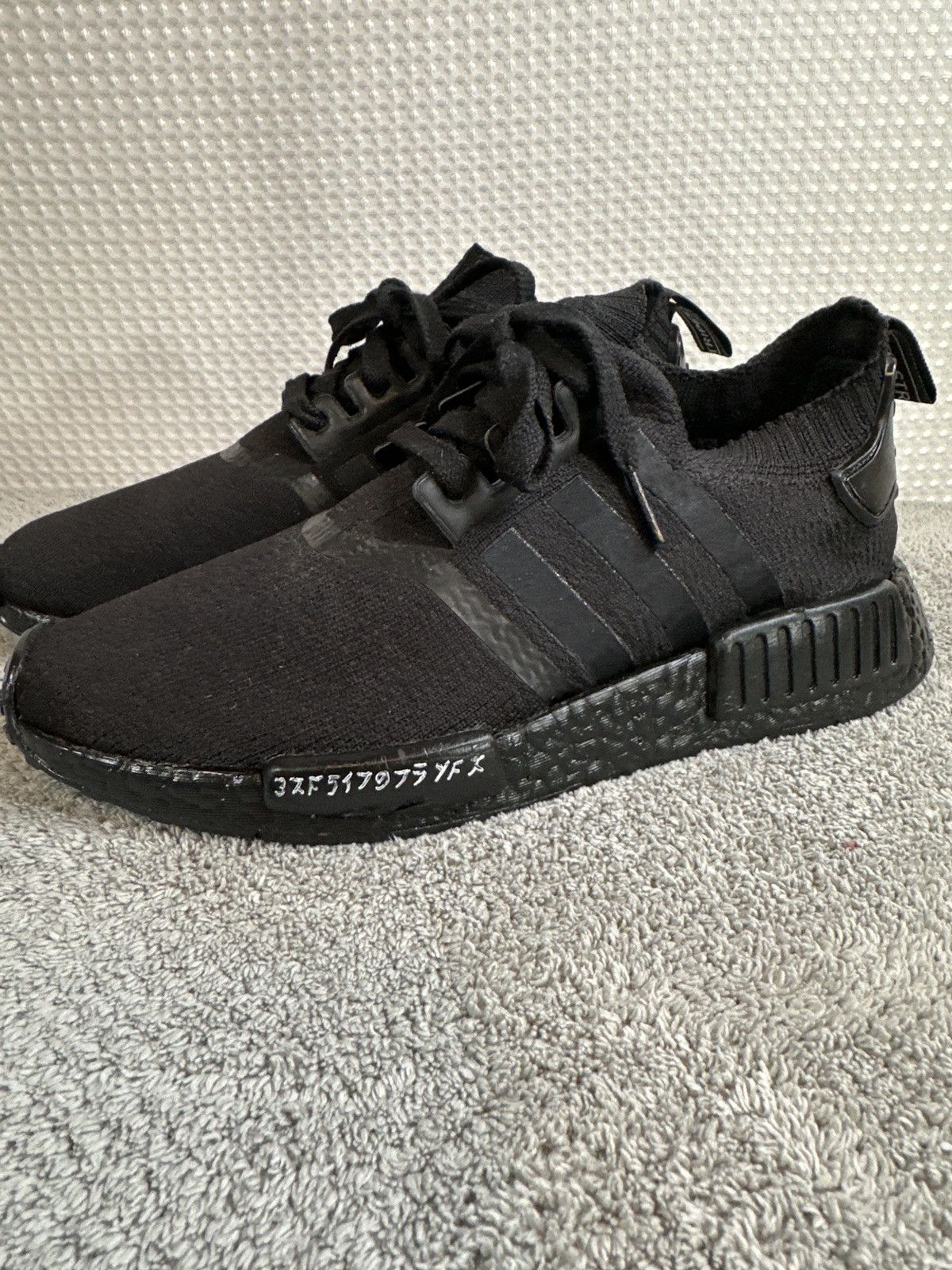Adidas Adidas NMD R1 Japan Triple Black “Rare” Size US 7 / EU 40 - 2 Thumbnail
