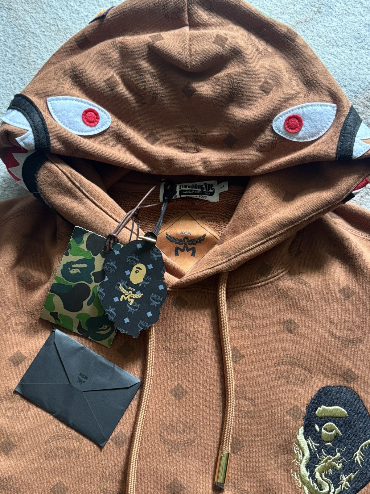 Bape × MCM BAPE x MCM Year of the Dragon Shark Pullover Hoodie - Brown Size US L / EU 52-54 / 3 - 6 Thumbnail