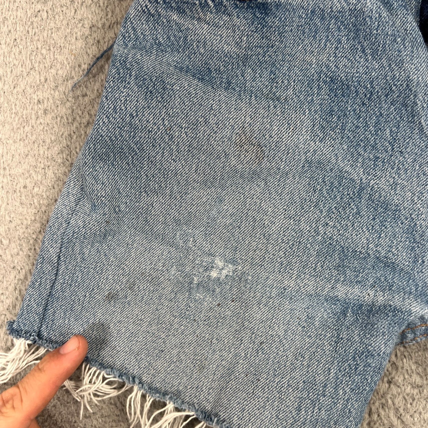 Vintage VINTAGE RE/DONE Levi's Women's Denim Boy Shorts Size 24 Cut-Off USA Size 42" / US 20 - 3 Thumbnail