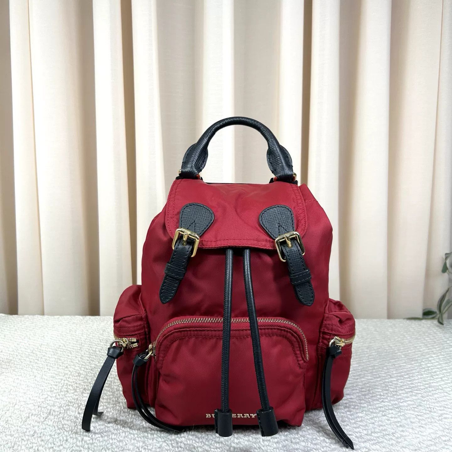 Burberry Pre-loved Bag Very good condition Size ONE SIZE - 1 Thumbnail