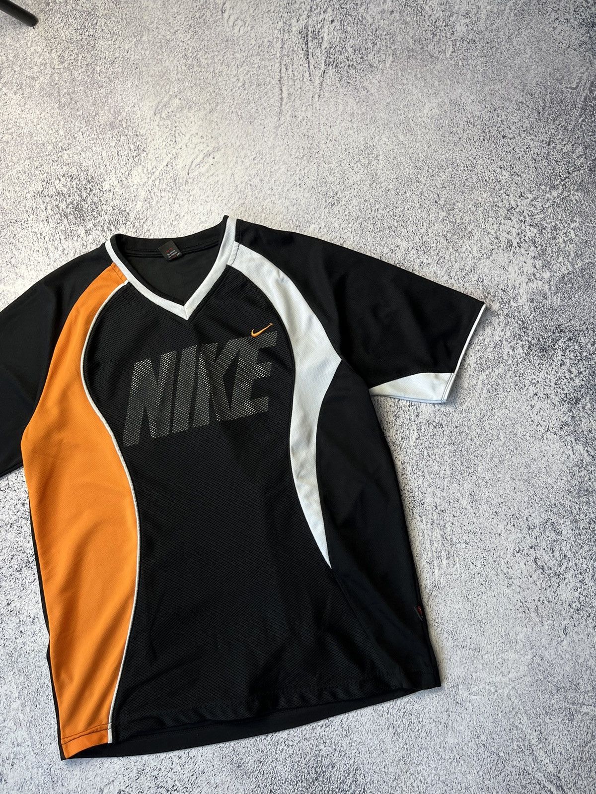 Nike 90's Nike swoosh T-shirt made in USA Drill Size US M / EU 48-50 / 2 - 4 Thumbnail