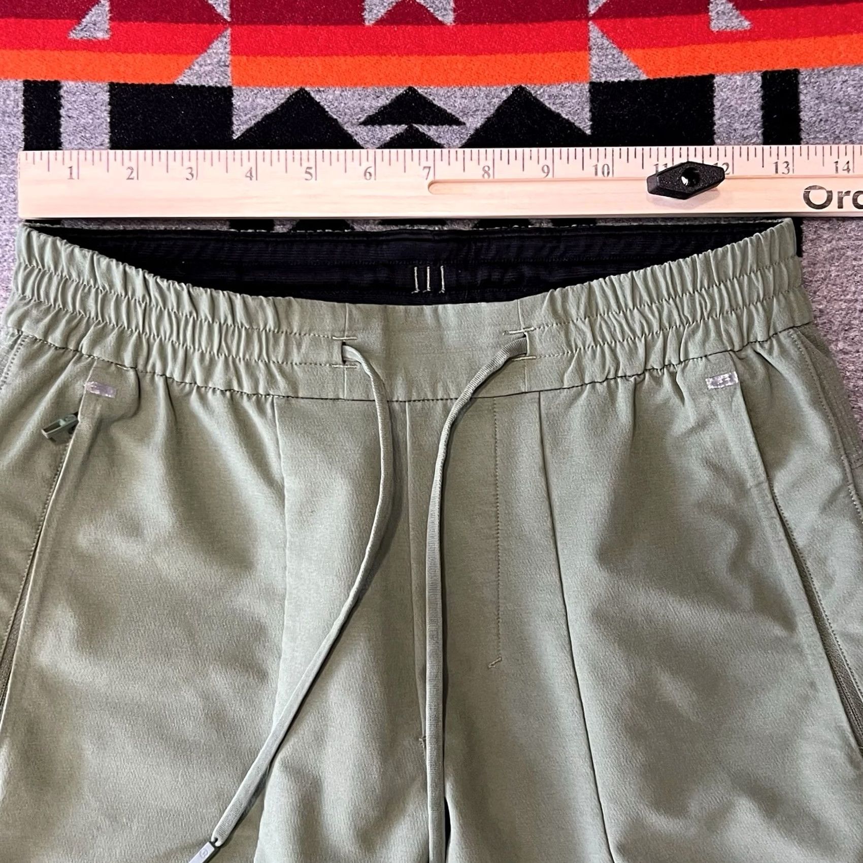 Lululemon Lululemon License To Train Jogger Mens XS Green Performance Pants C5 Size US 27 - 3 Thumbnail
