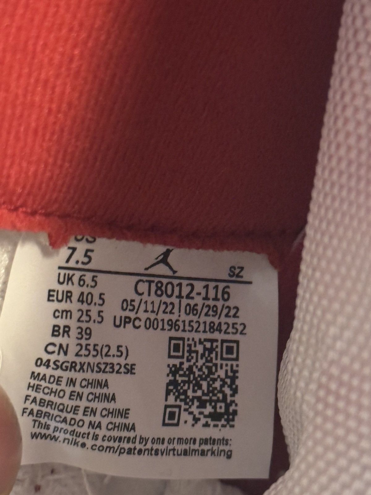 Jordan Brand Jordan 11 “Cherry” Size US 7.5 / EU 40-41 - 6 Thumbnail