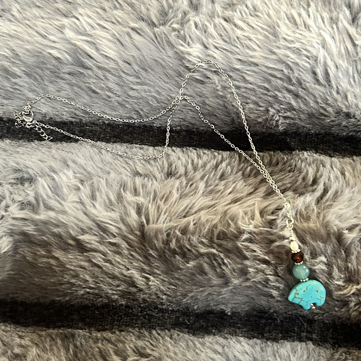 Handmade Handcrafted howlite carved bear beaded drop pendant necklace Size ONE SIZE - 7 Thumbnail