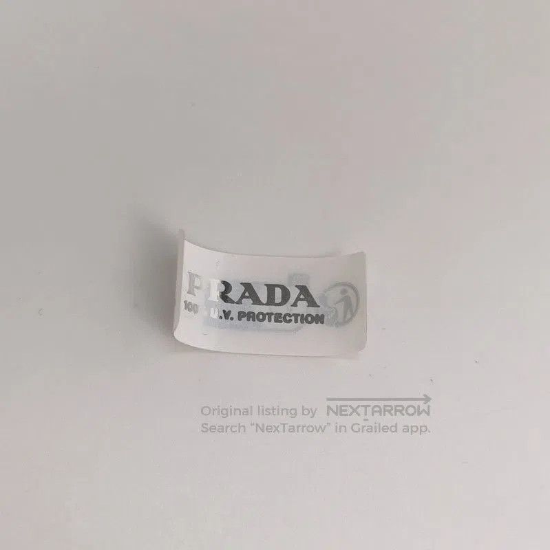 Prada Prada Oversized Black Frame Sunglasses with Logo. Size ONE SIZE - 8 Thumbnail