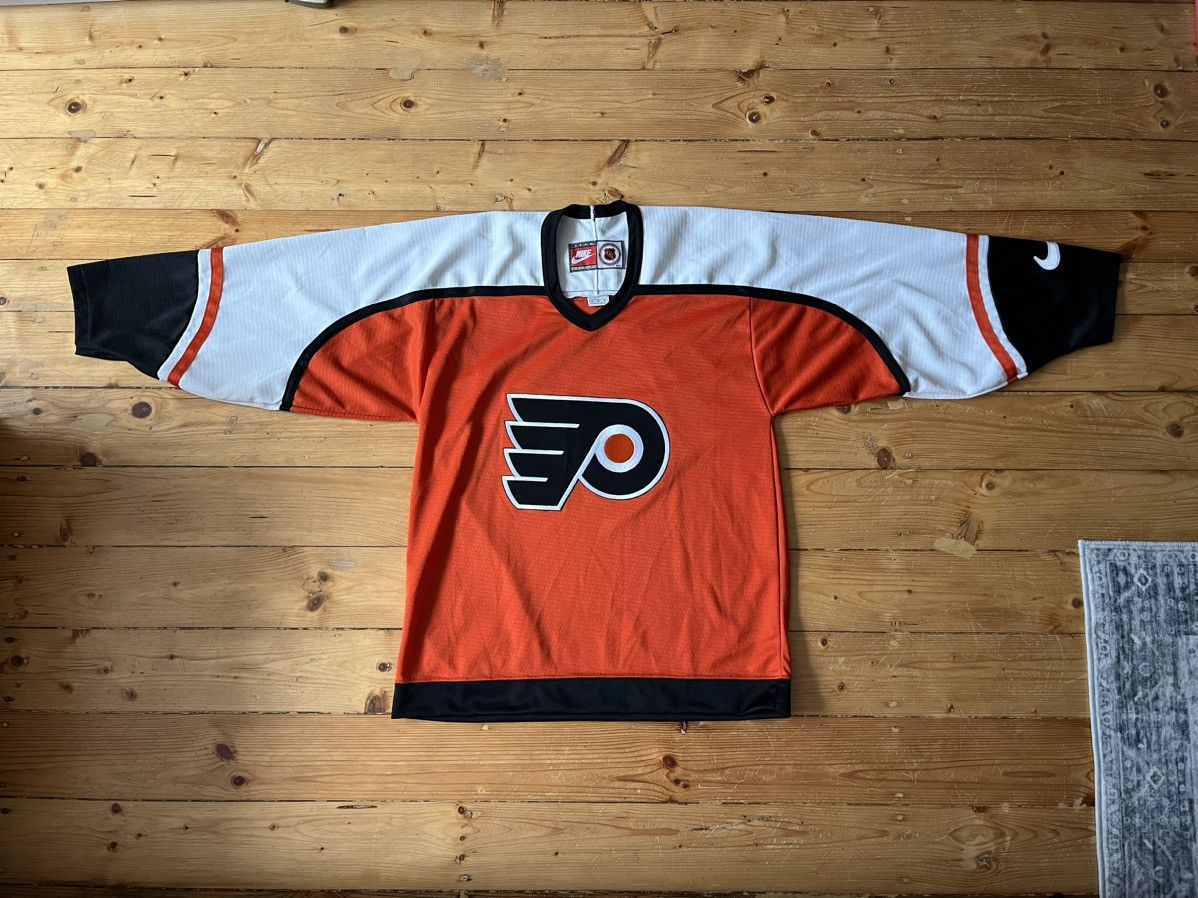 Vintage Vintage original nike NHL Philadelphia Flyers hockey jersey Size US M / EU 48-50 / 2 - 1 Thumbnail