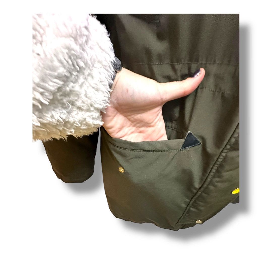Michael Kors Women’s L Micheal Kors Olive Faux Fur Down Filled Parka Size L / US 10 / IT 46 - 16 Thumbnail