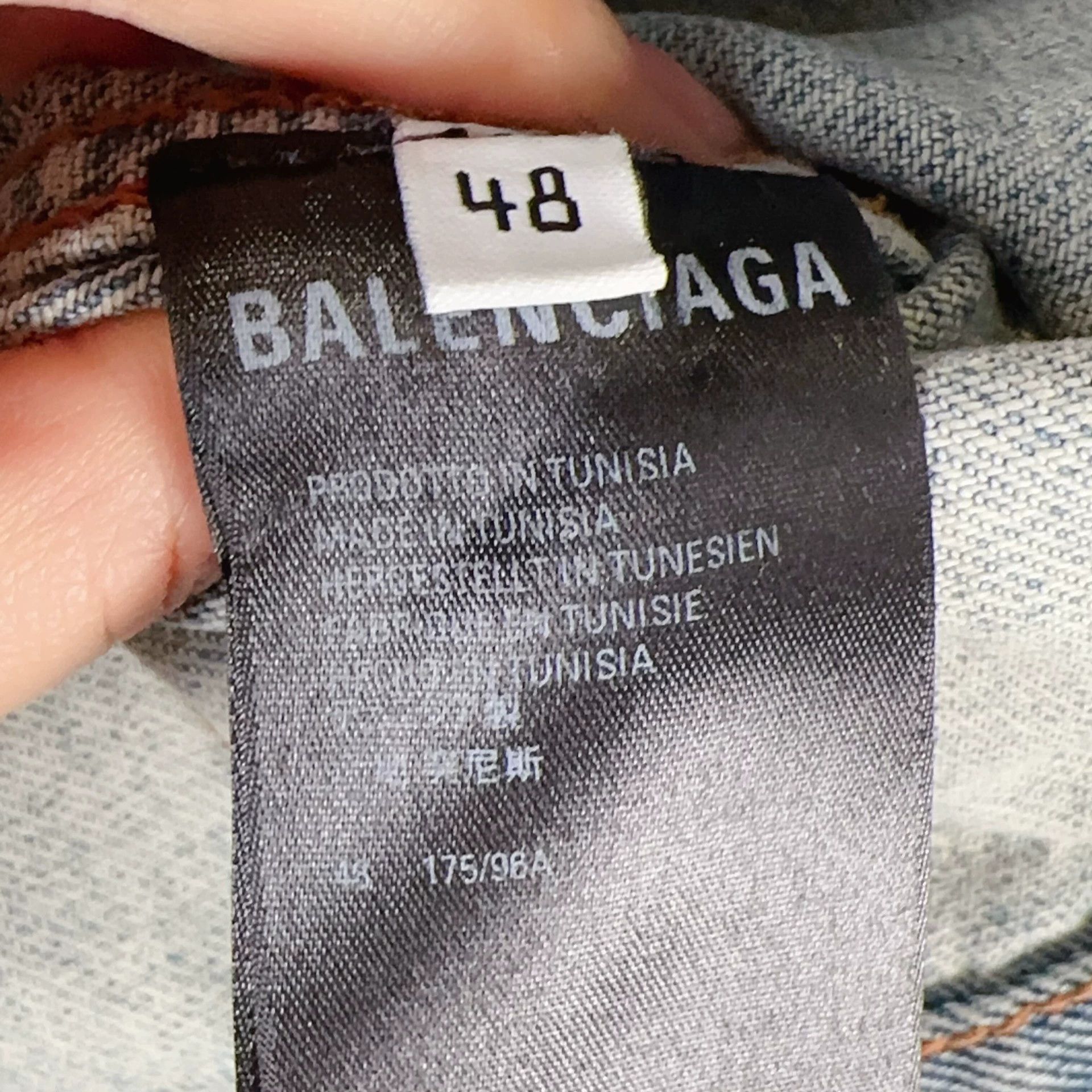 Balenciaga balenciaga denim jacket size 48 Size US M / EU 48-50 / 2 - 4 Thumbnail