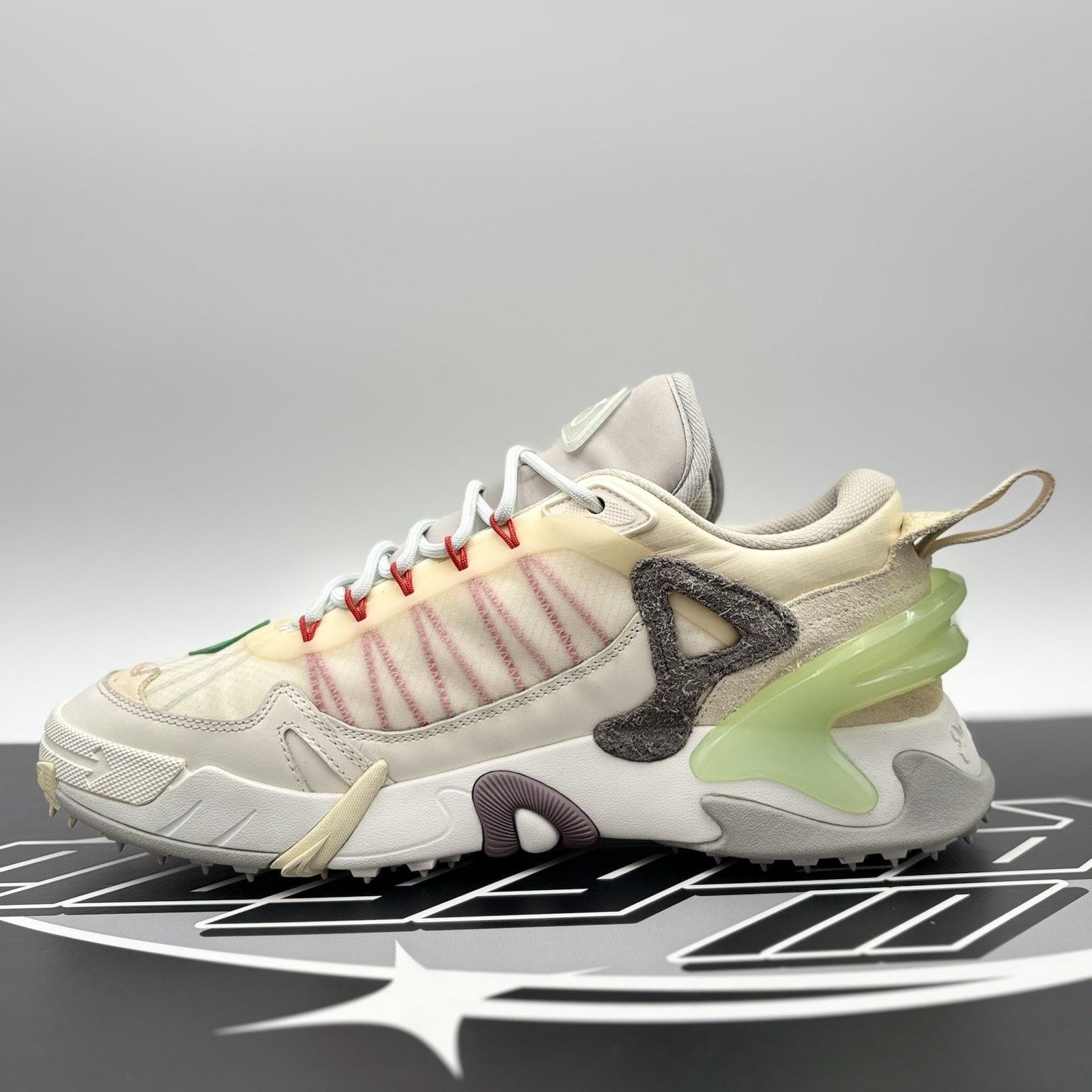 Off-White Off-White ODSY-2000 ' White, Green ' | SUPER CLEAN! Size US 12 / EU 45 - 4 Thumbnail