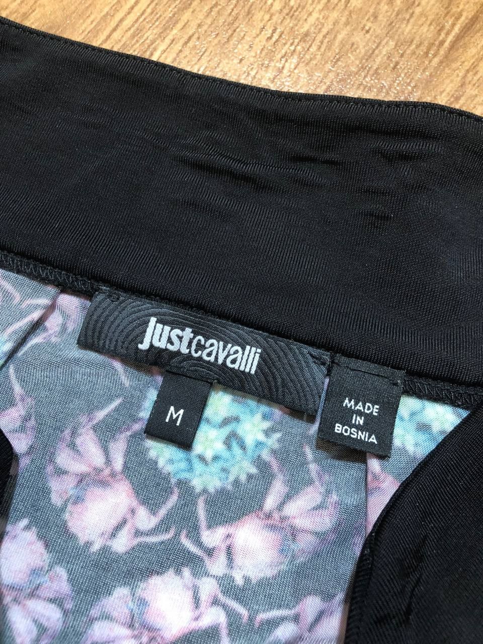 Just Cavalli Vintage Just Cavalli women's light skirt summer flowers Size 30" / US 8 / IT 44 - 2 Thumbnail