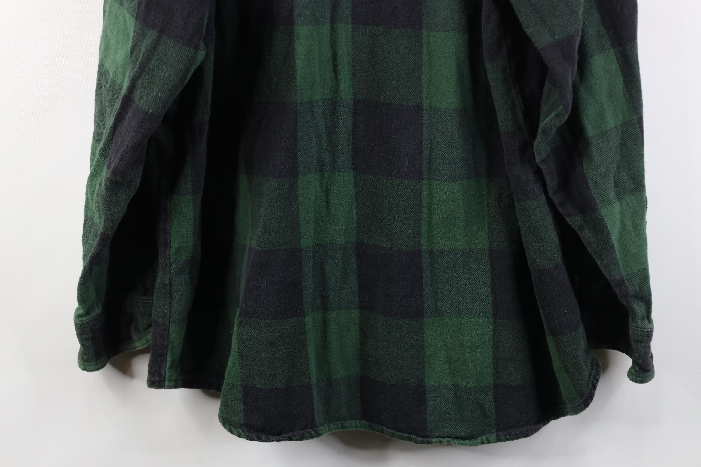 Vintage Vintage 90s Streetwear Heavyweight Button Shirt Green Plaid Size US XL / EU 56 / 4 - 12 Thumbnail