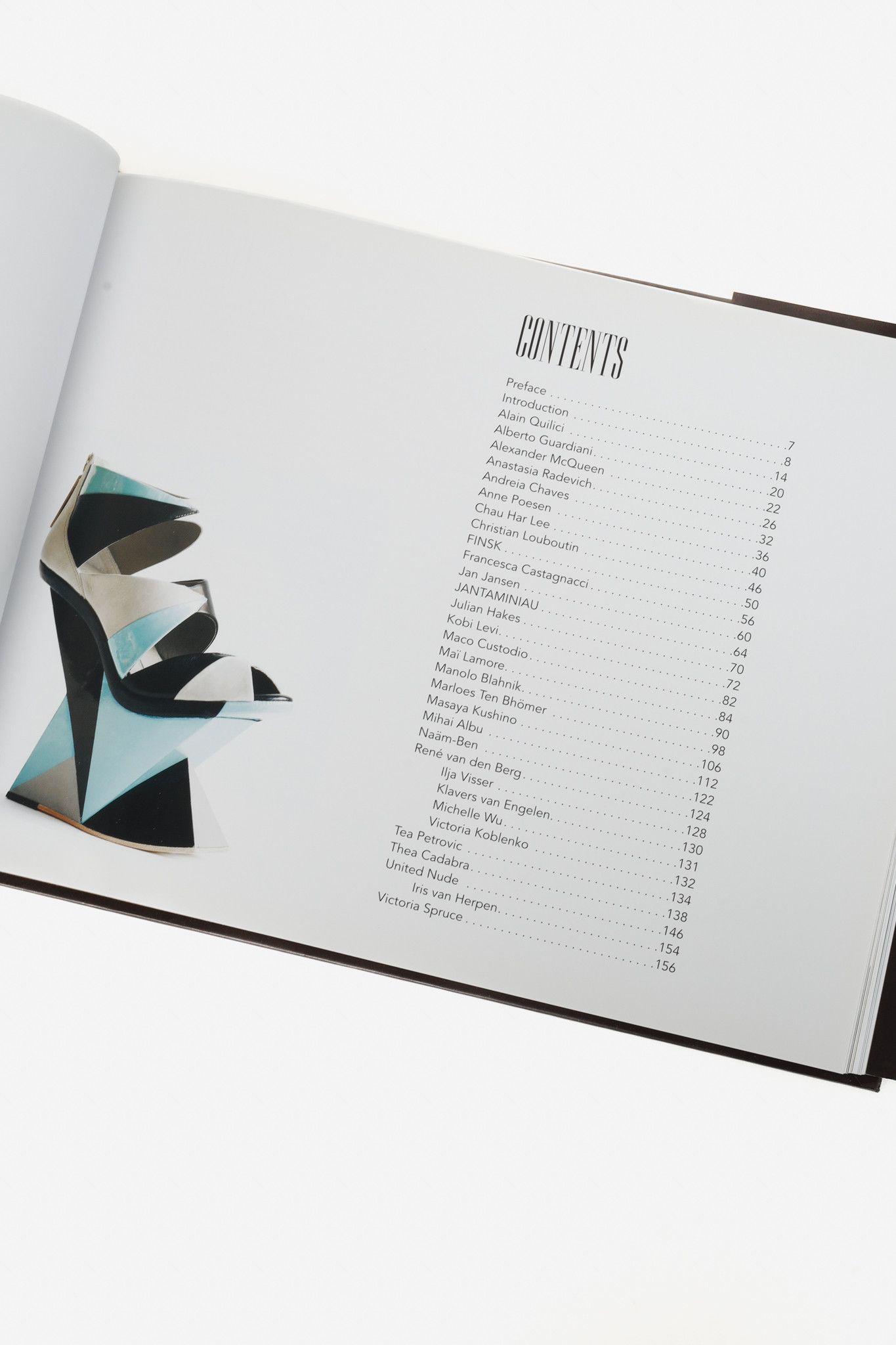 Manolo Blahnik Shoegasm Manolo Blahnik Preface Hardcover Book Size ONE SIZE - 4 Thumbnail