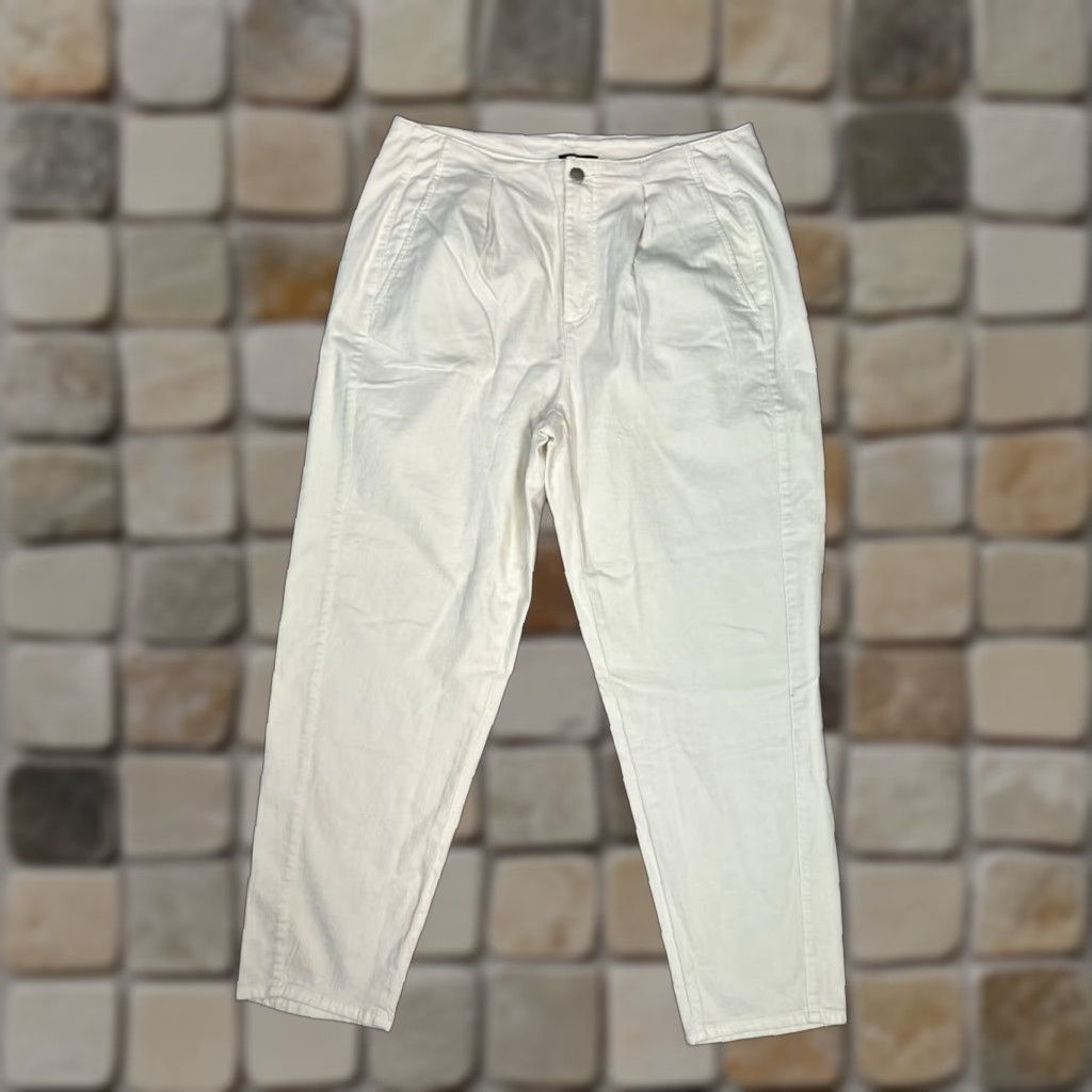 Eileen Fisher Eileen Fisher High Rise Tapered Ankle Pants Womens 14 White Cotton Denim Casual Size 36" / US 14 / IT 50 - 1 Thumbnail