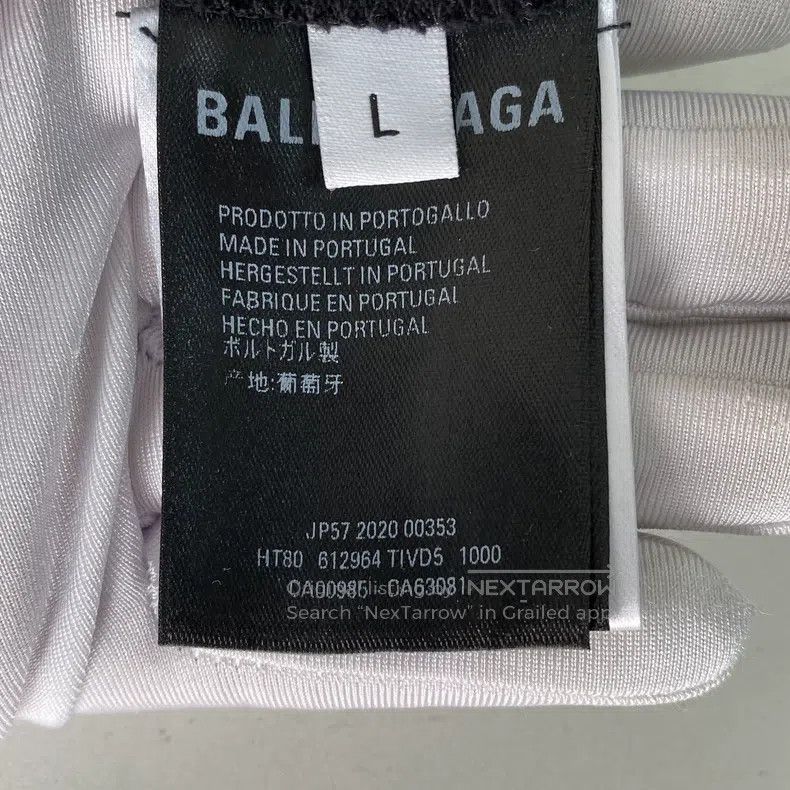 Balenciaga Balenciaga Black Letter T-Shirt Size US L / EU 52-54 / 3 - 8 Thumbnail