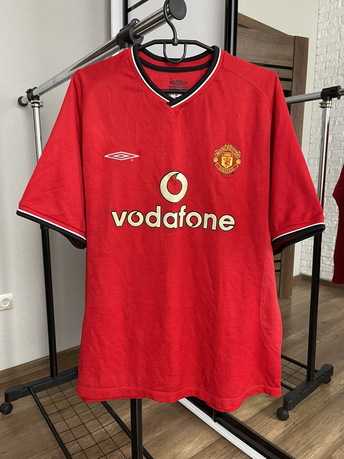 Umbro 2000/2002 Umbro Manchester United Vintage Soccer Jersey Tee Size US XL / EU 56 / 4 - 1 Thumbnail