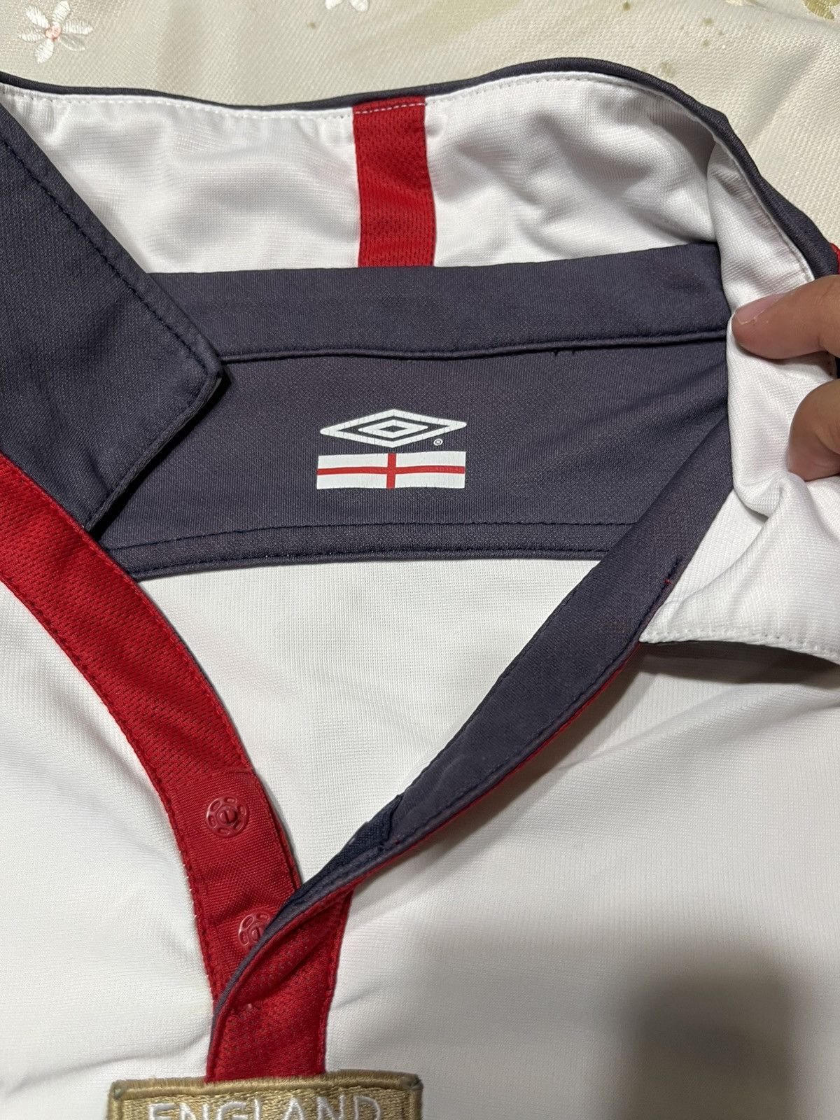 Umbro Vintage authentic Umbro England 2003-2005 reversible jersey Size US XXL / EU 58 / 5 - 3 Thumbnail