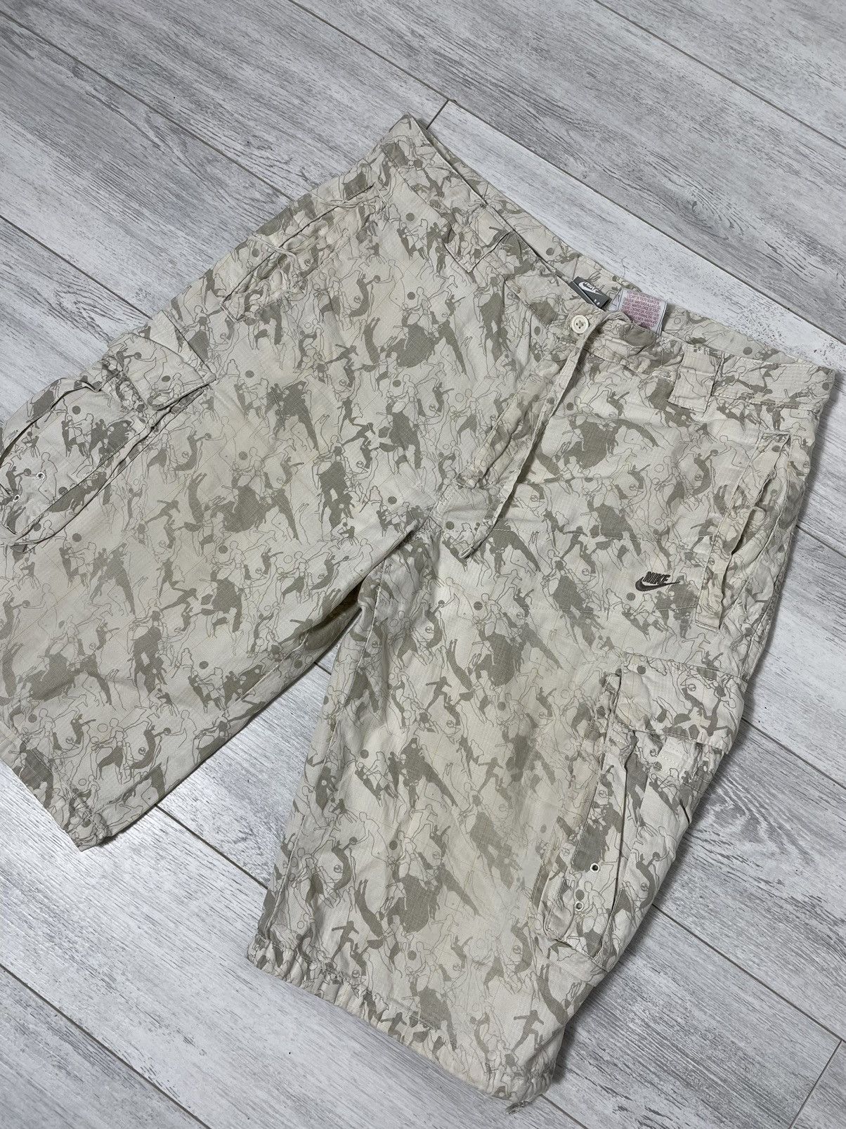 Nike × Vintage Nike Cargo Short monogram Y2K 90s Size US 34 / EU 50 - 3 Thumbnail