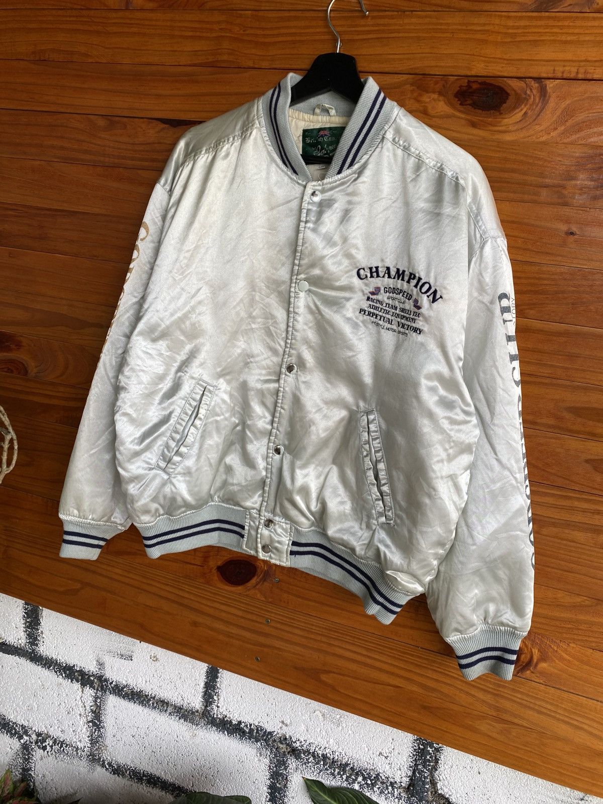 Godspeed Vintage British Club “Godspeed Champion” Satin Bomber Jacket Size US L / EU 52-54 / 3 - 4 Thumbnail