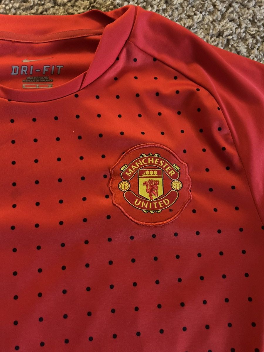 Nike Manchester United Vintage Training Jersey Size US S / EU 44-46 / 1 - 3 Thumbnail