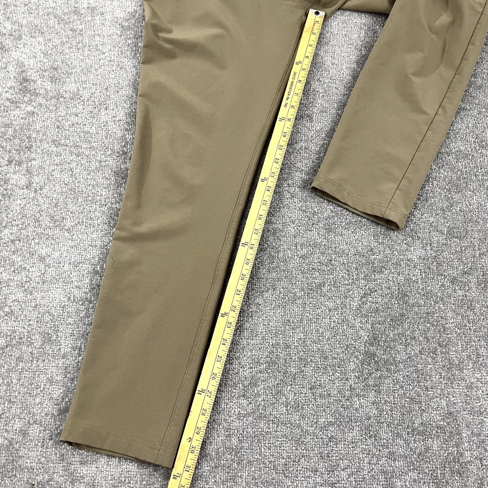 Vintage PUBLIC REC Workday Pants Mens 34 x 31 Brown 5-Pocket Stretch Chino Casual Workwear Solid Modern Straight Size US 34 / EU 50 - 5 Thumbnail