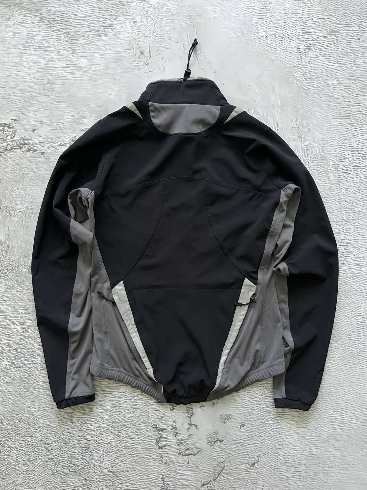 Nike Y2K Nike Vintage Zip Sweater Streetwear Black & Gray Size S / US 4 / IT 40 - 3 Thumbnail