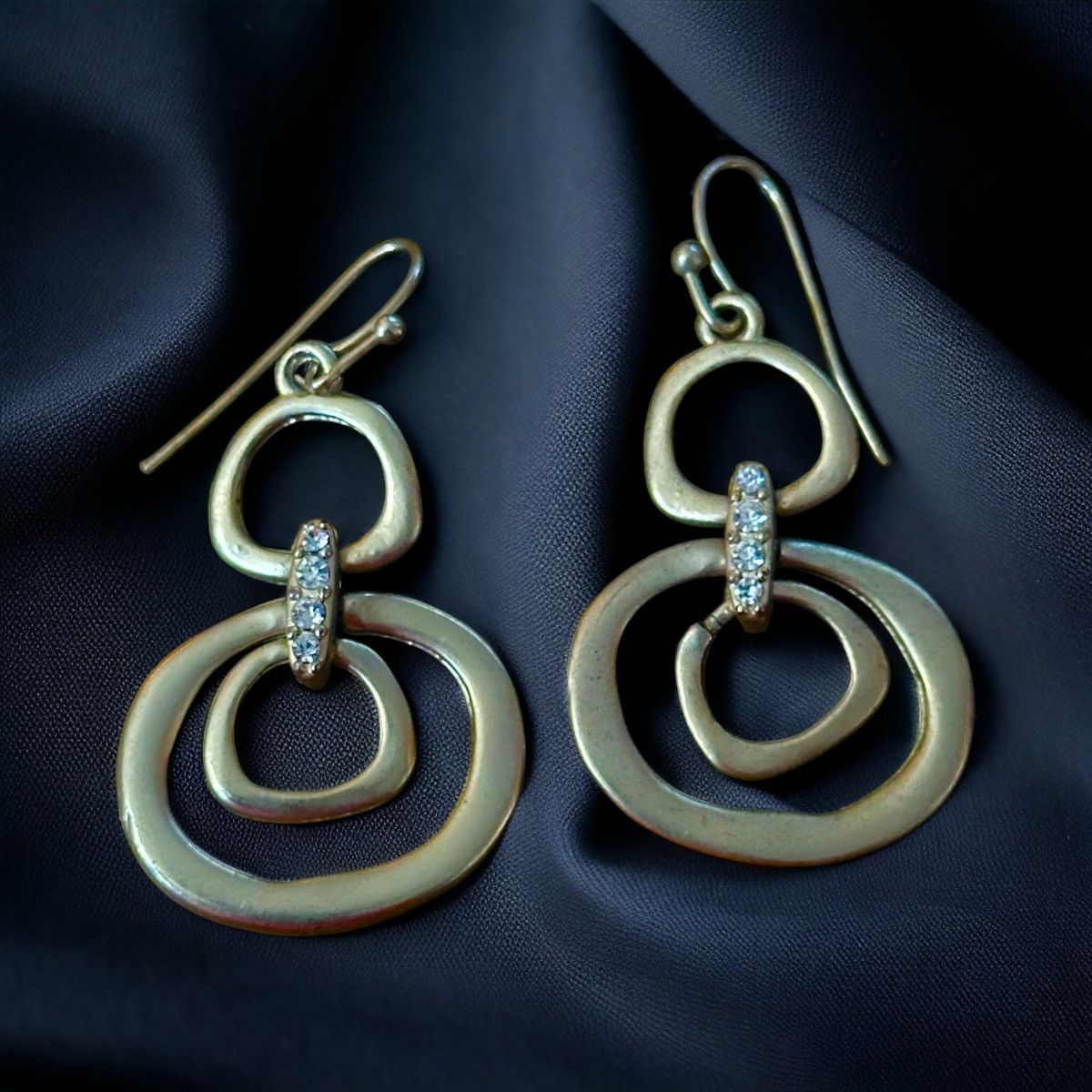 Other Brushed gold rhinestone accent dangle circle earrings Size ONE SIZE - 1 Thumbnail