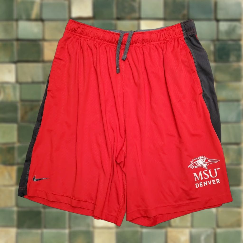 Nike Nike Shorts Mens L Red Football Running Dri-Fit Elastic Waist Pockets Training Fly Lightweight Casual Athletic Executive? Size US 33 - 1 Thumbnail