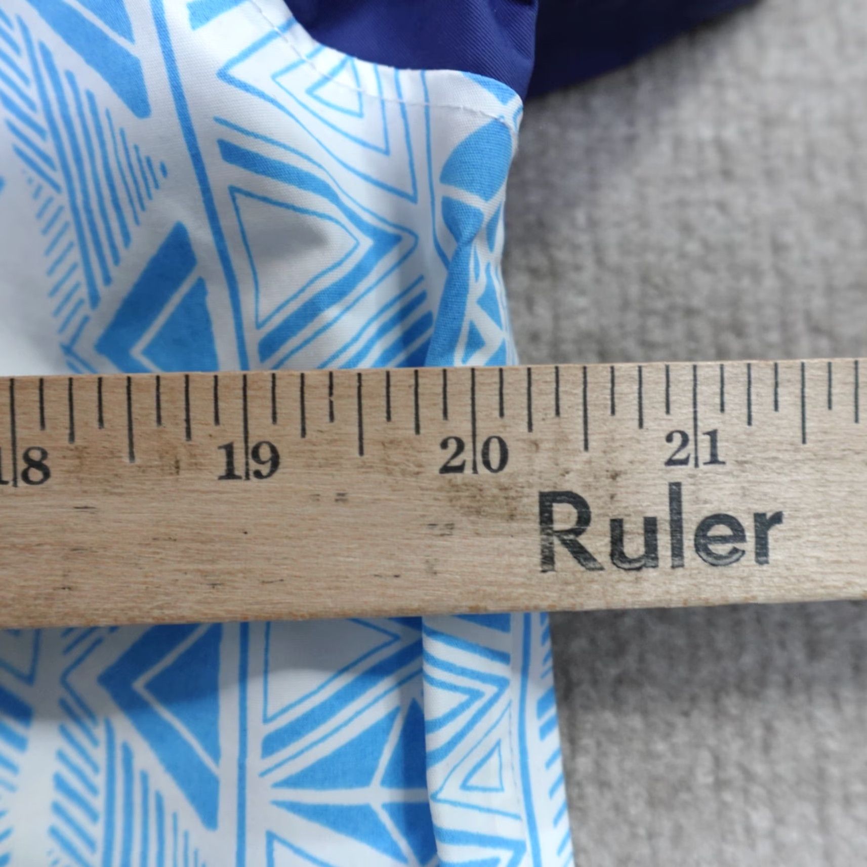 Chubbies Chubbies Jacket S Blue Waterproof Hooded Zip Shell Rain Coat Men Small Windbreaker Full Zip Size US S / EU 44-46 / 1 - 6 Thumbnail