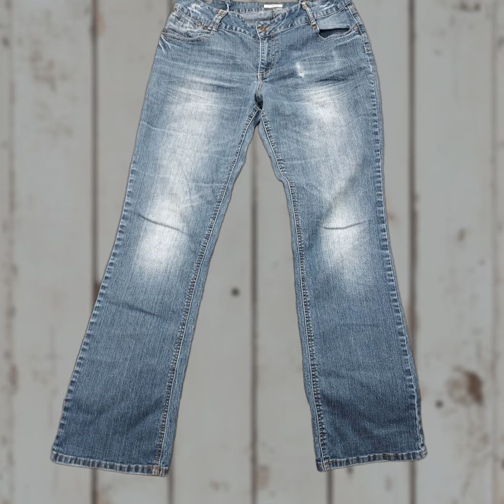 Vintage Cato Jeans Women's 14 Denim Straight High Rise Blue 5-Pocket Regular Stretch Vintage: No (FLAWED) Size 36" / US 14 / IT 50 - 1 Thumbnail