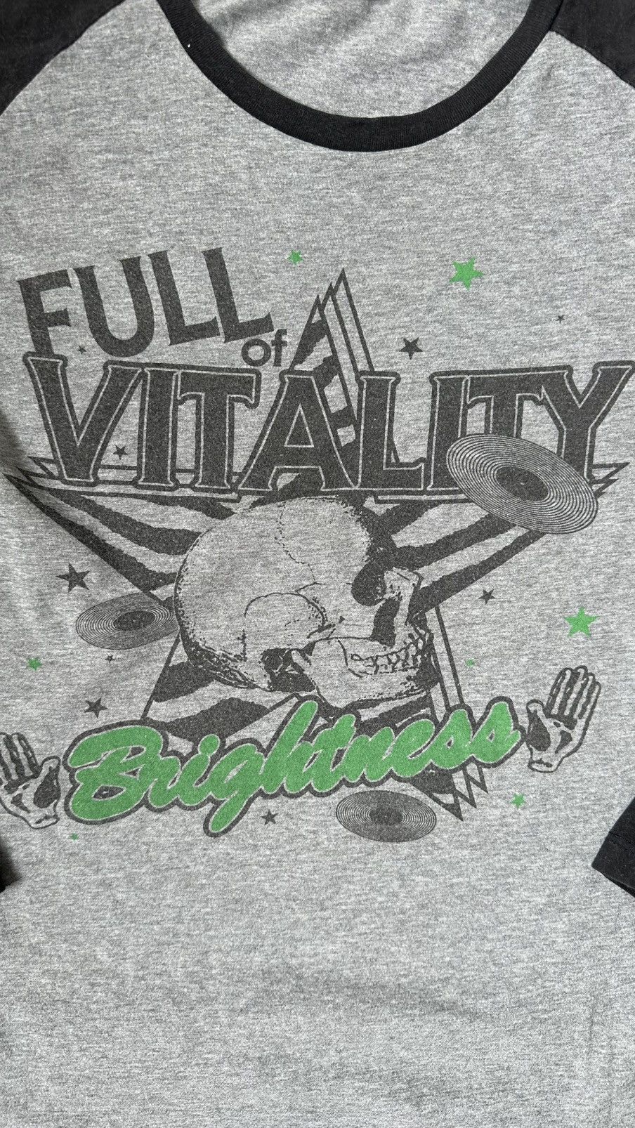 Vintage VINTAGE FULL OF VITALITY SKULL RAGLAN TEE Size US M / EU 48-50 / 2 - 2 Thumbnail