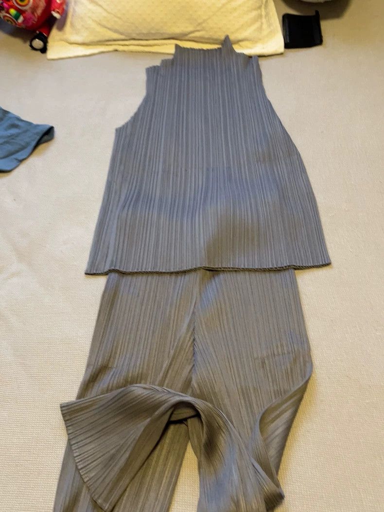 Issey Miyake issey miyake size:3 Grey pleated vest Size XXS / US 00 / IT 34 - 2 Thumbnail
