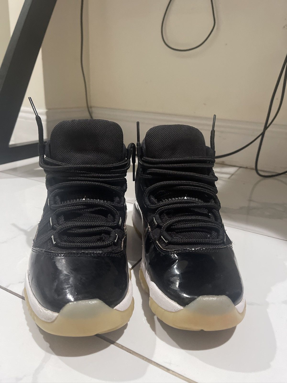 Jordan Brand Jordan 11 Jubilee 9.5 Size US 9.5 / EU 42-43 - 3 Thumbnail