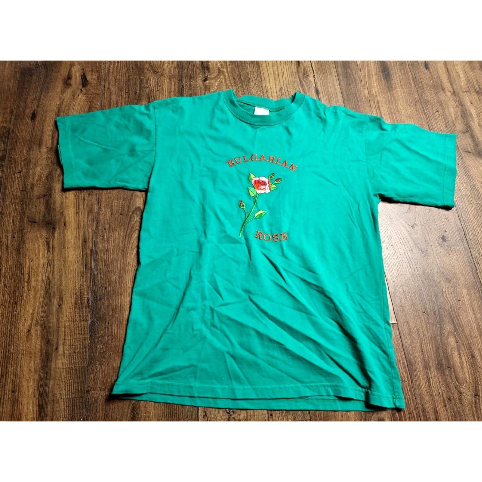 Vintage VINTAGE Bulgarian Rose Embroidered T-Shirt M Green Floral Casual Travel Souvenir Paris Unisex Adults Size M / US 6-8 / IT 42-44 - 2 Thumbnail
