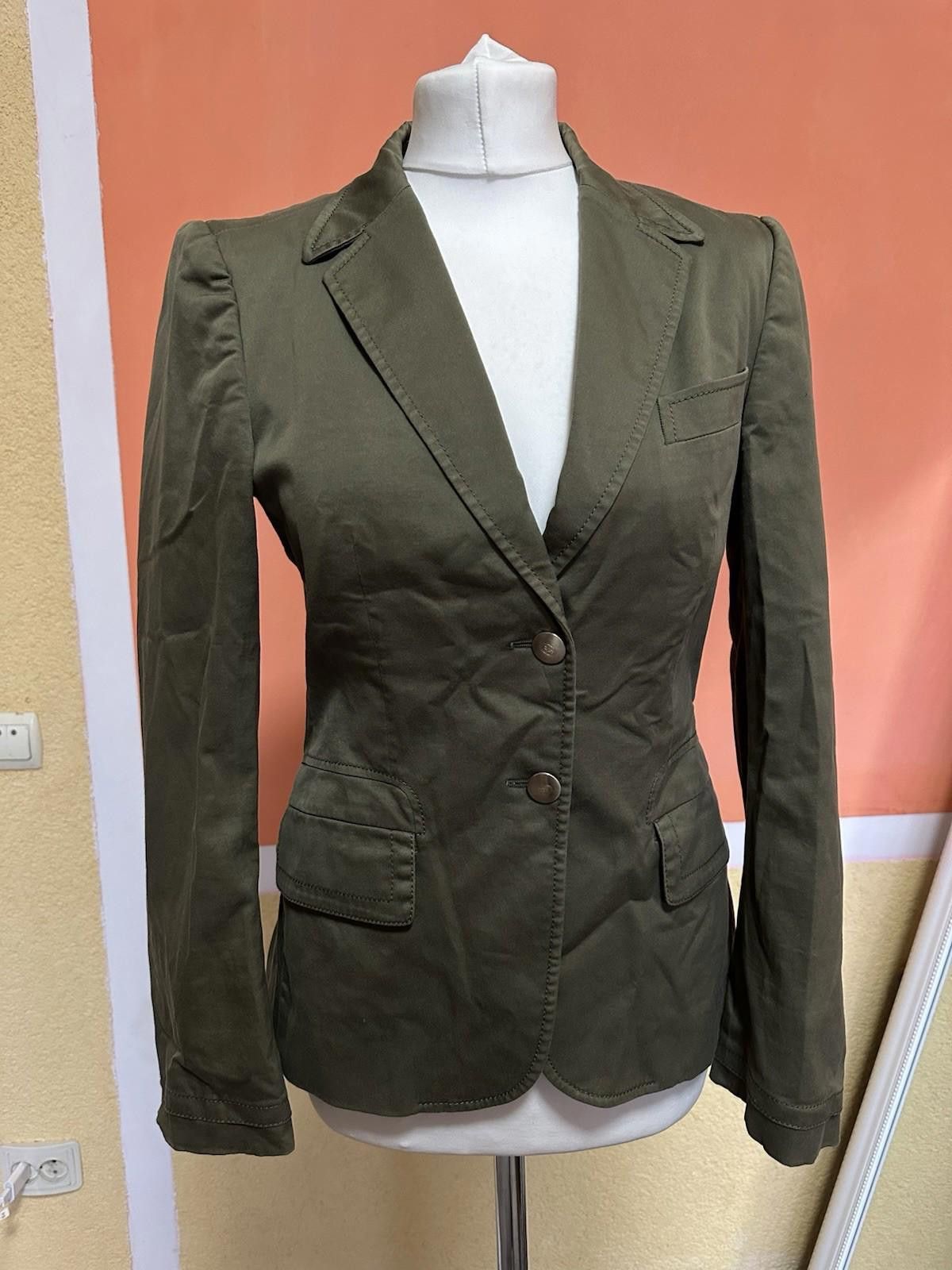 Gucci Gucci Women Blazzer Size 40 Khaki Size M / US 6-8 / IT 42-44 - 4 Thumbnail
