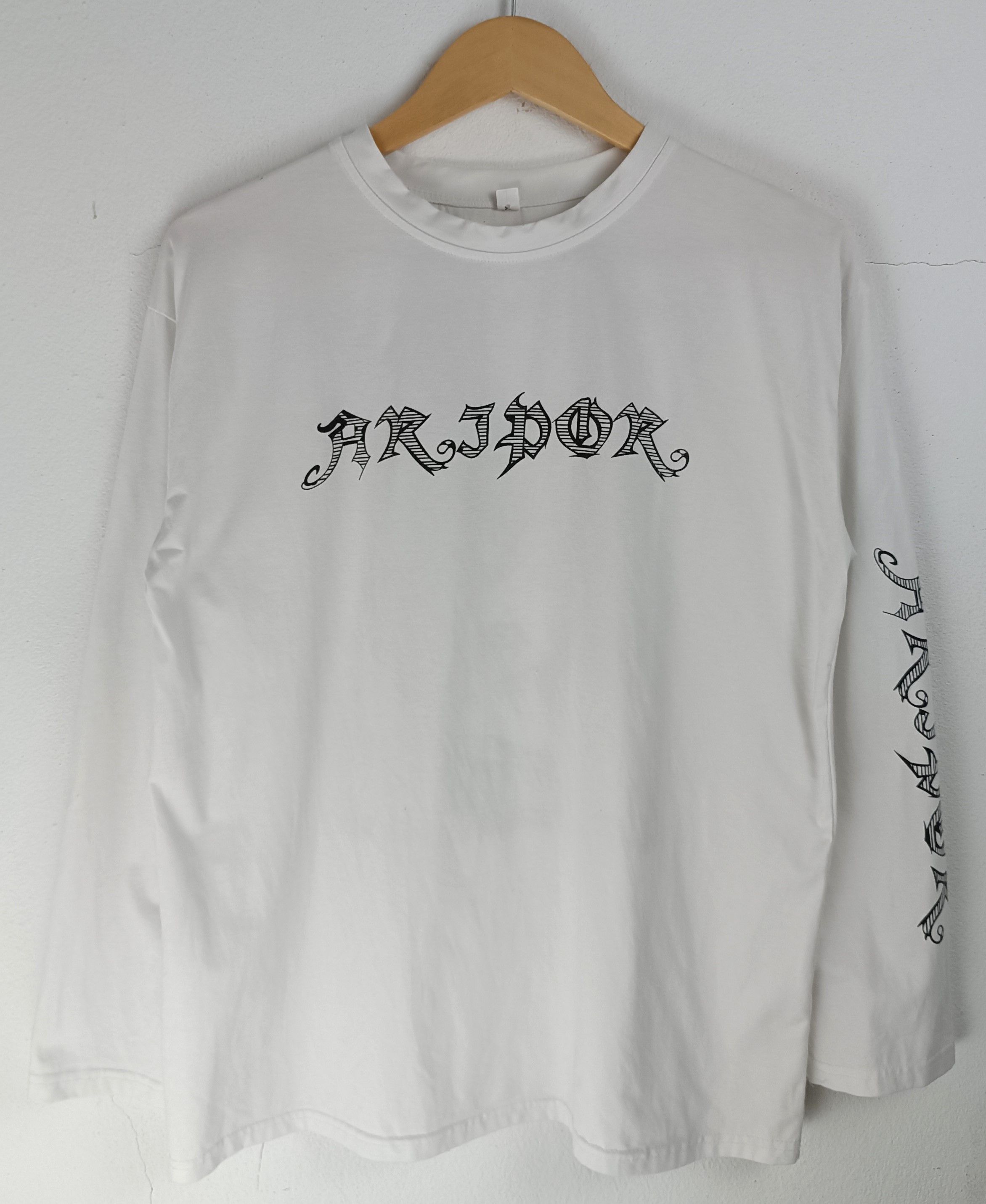 Anime VINTAGE JUNJI ITO TOMIE KAWAKAMI HORROR MANGA GOTH METAL Size US M / EU 48-50 / 2 - 4 Thumbnail