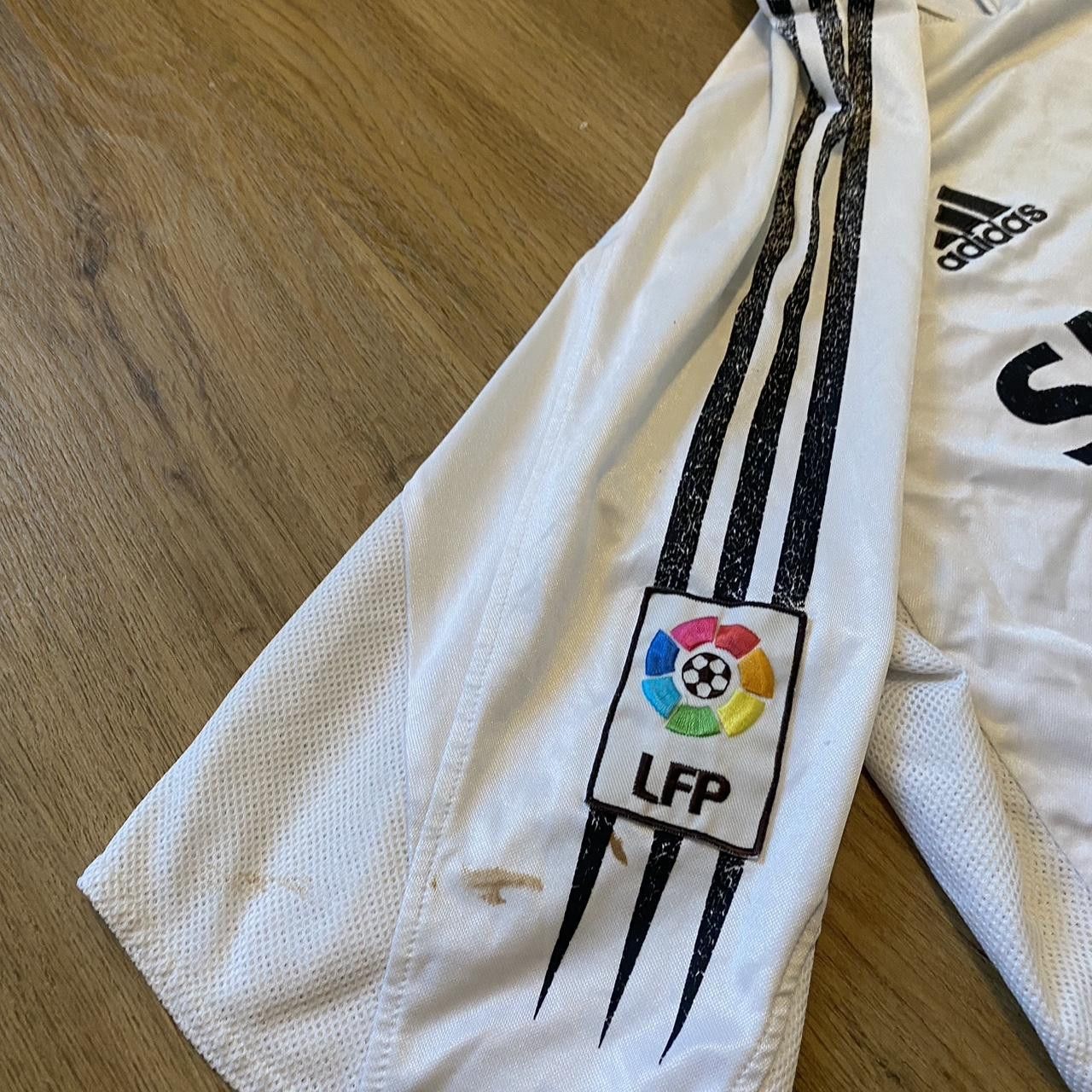 Adidas 2004-05 Real Madrid Adidas Home Shirt Siemens Mobile Size US L / EU 52-54 / 3 - 6 Thumbnail