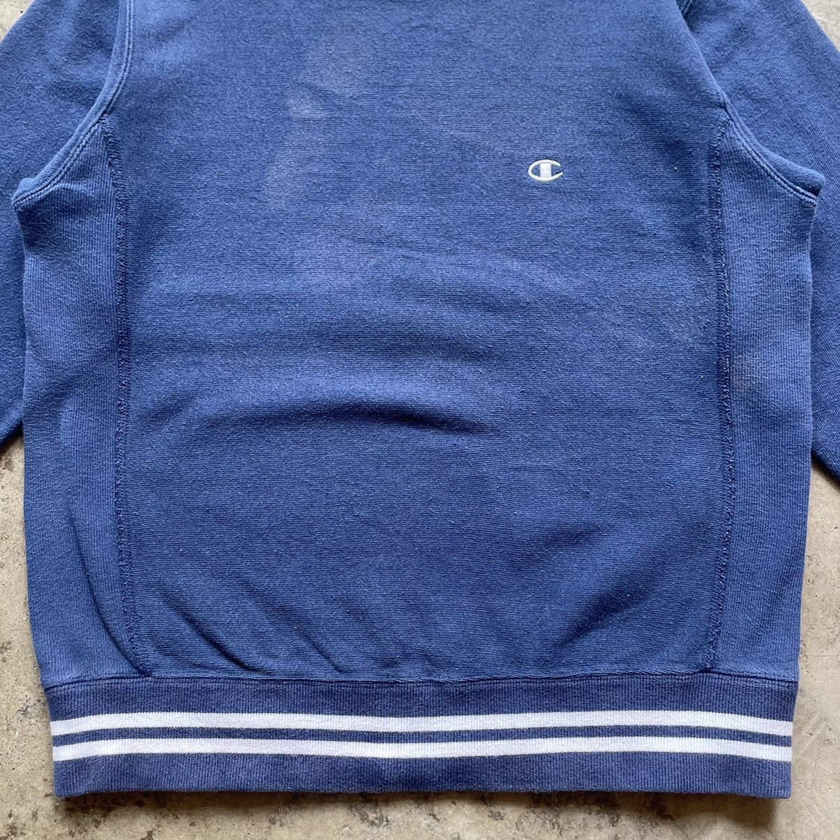 Champion × Vintage 🔥🔥Vintage Champion Reverse Weave Plain Sun Faded Sweatshirts Size US S / EU 44-46 / 1 - 3 Thumbnail