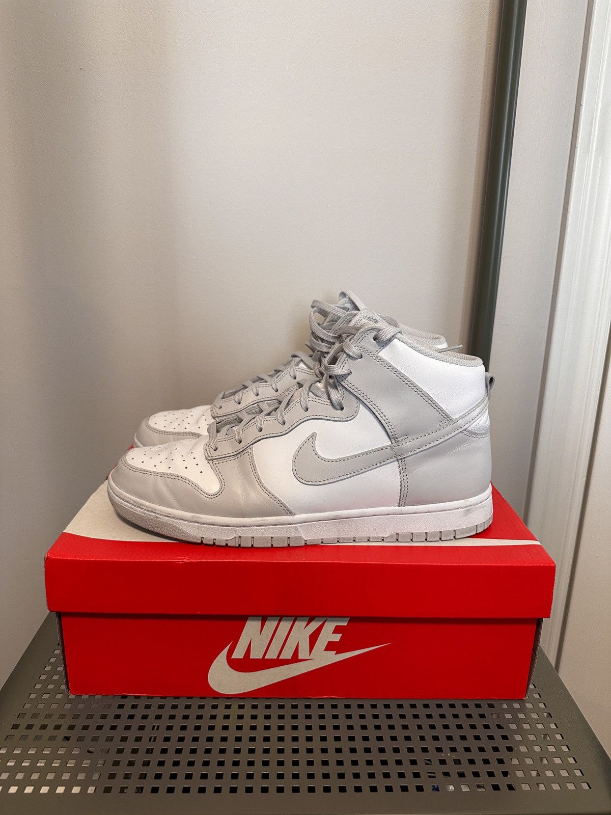 Nike 💥LAST CALL💥 Nike Dunk High Retro ‘Vast Grey’ Size US 11.5 / EU 44-45 - 2 Thumbnail