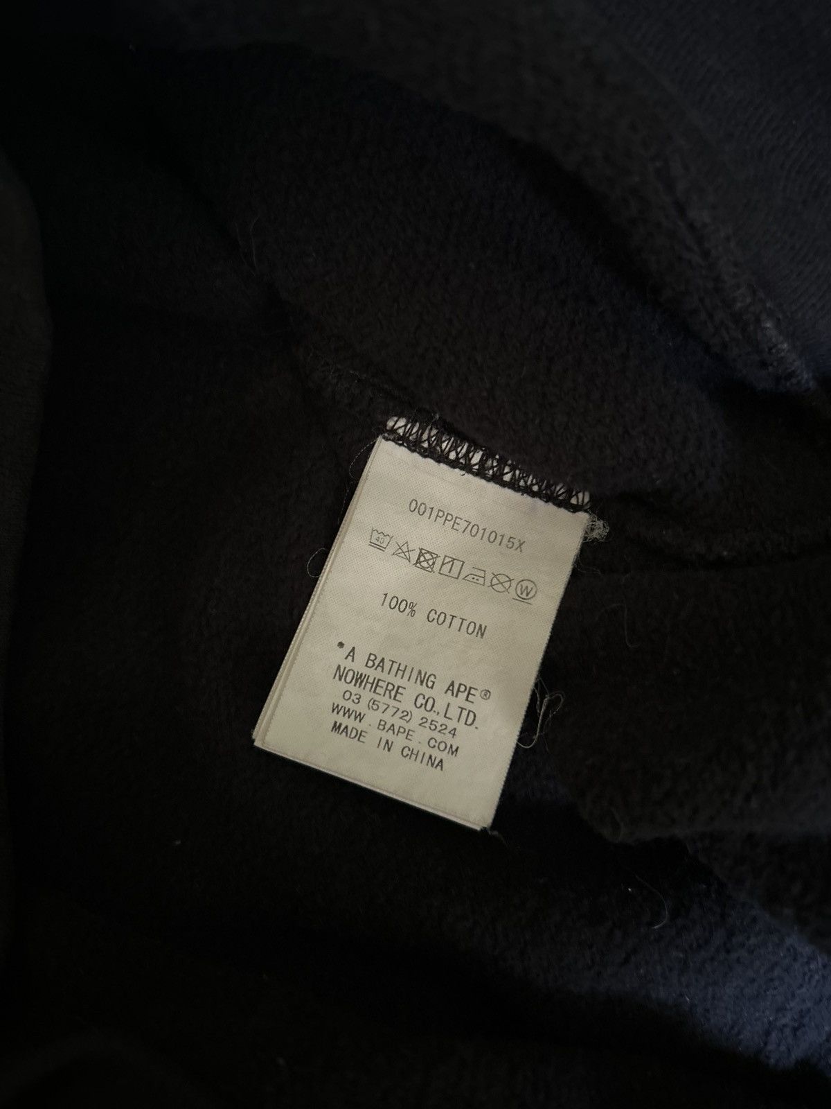 Bape A Bathing Ape Small Logo Hoodie Size US L / EU 52-54 / 3 - 7 Thumbnail