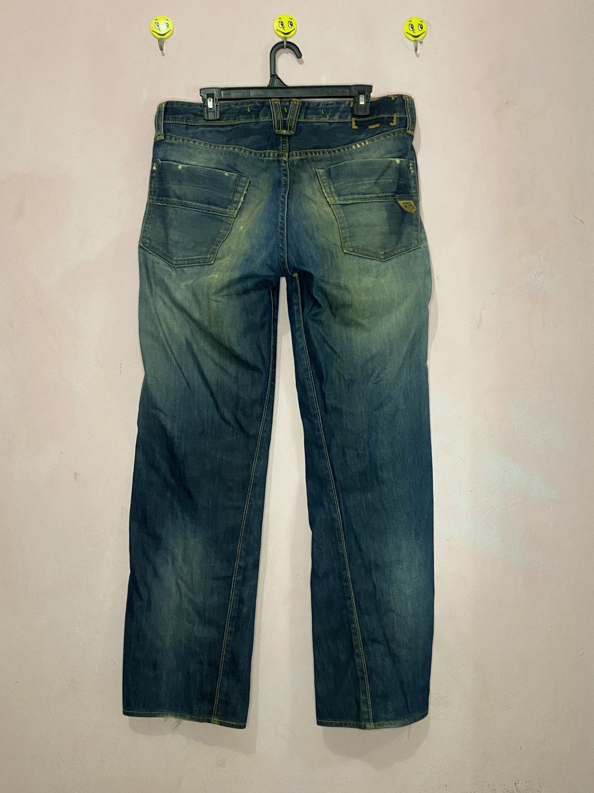 Hollywood Trading Company HTC hollywood trading company distressed jeans Size US 35 - 2 Thumbnail