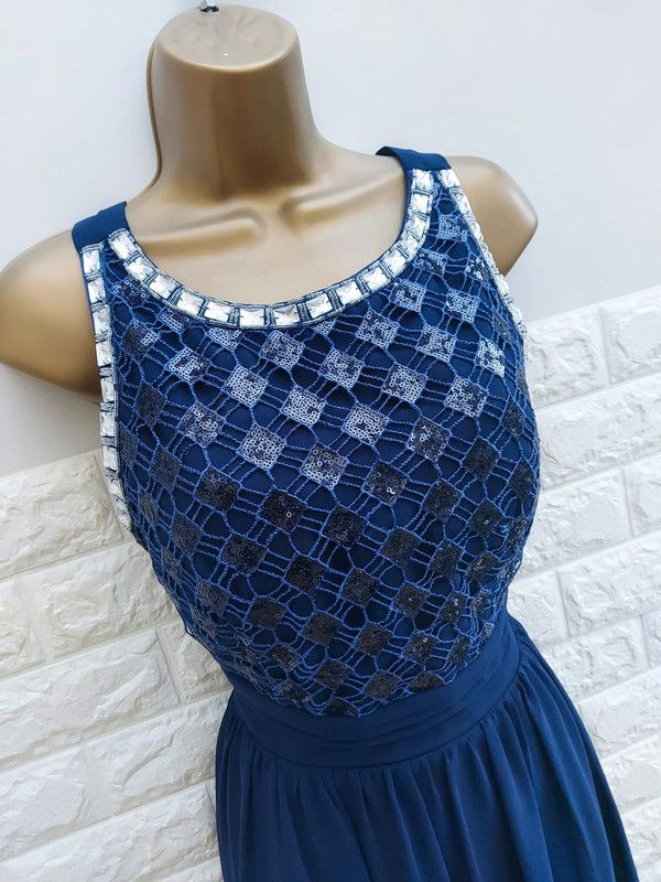 The Difference Quiz dress 16 Size XL / US 12-14 / IT 48-50 - 4 Thumbnail