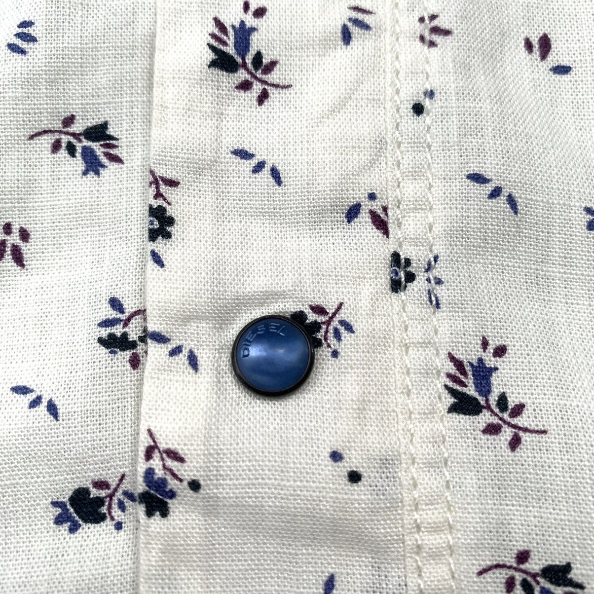 Diesel 🔥DIESEL FLOWER PRINT LONG SLEEVE SHIRT Size US M / EU 48-50 / 2 - 8 Thumbnail