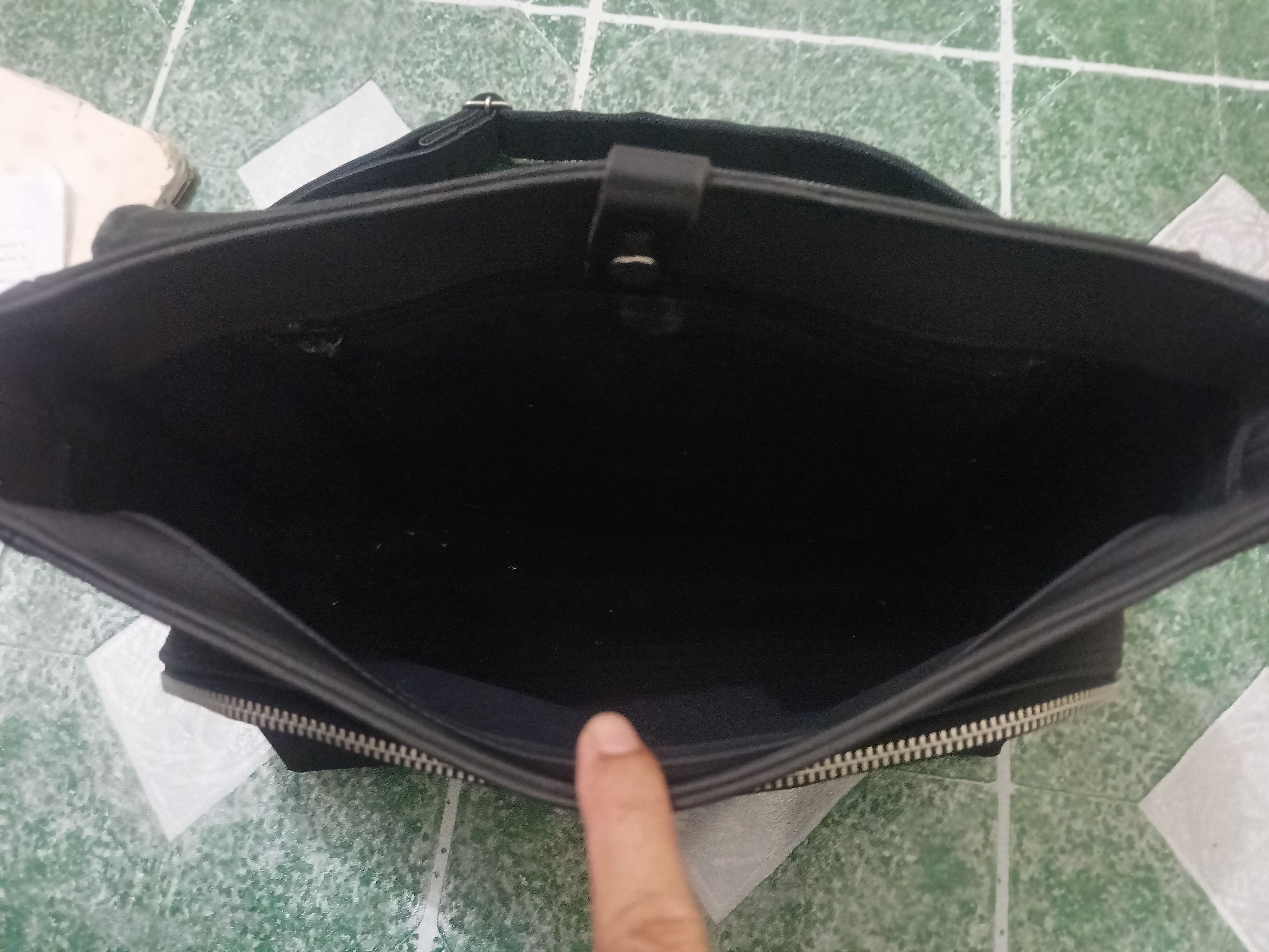 Japanese Brand × Y's for Men × Yohji Yamamoto Y'SACCS pour tous By Yohji Yamamoto Sling Messenger Bag Size ONE SIZE - 15 Thumbnail
