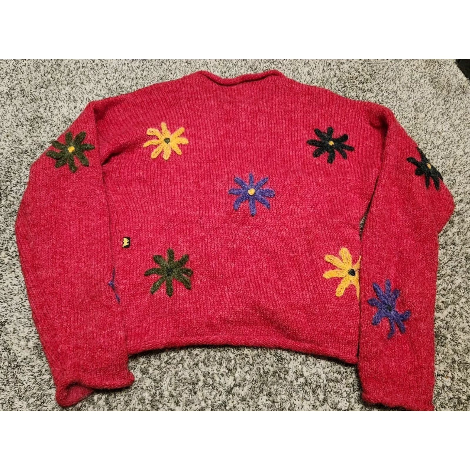 CO Peruvian Trading Co Sweater Women Large Floral Print Red V-Neck Knit Long Sleeve Pullover Lightweight Bohemian Art Colorful Flower Size L / US 10 / IT 46 - 2 Thumbnail