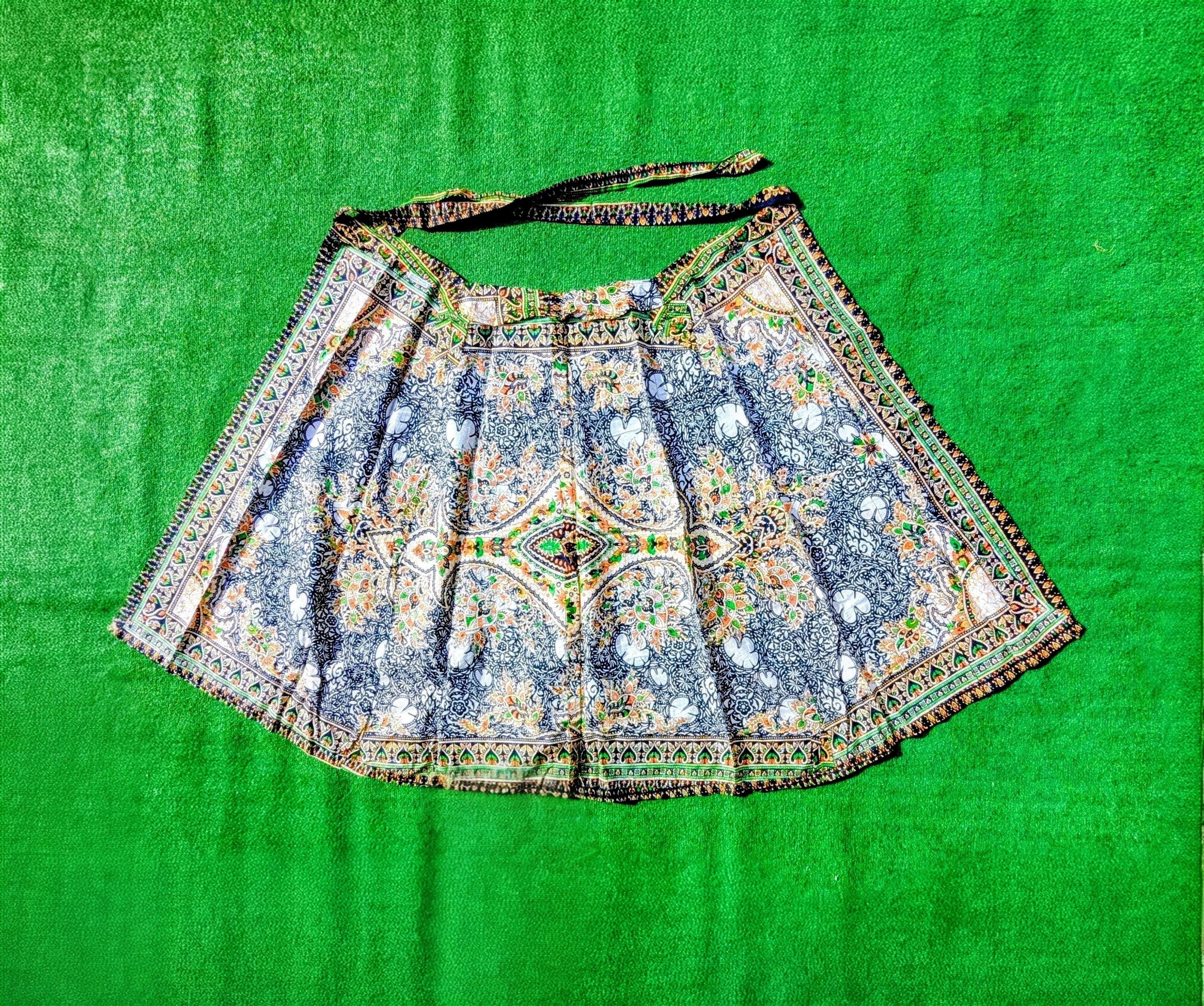 Other Vintage Boho Retro Flowy Thailand Tie-On Midi Wrap Skirt Size 42" / US 20 - 5 Thumbnail