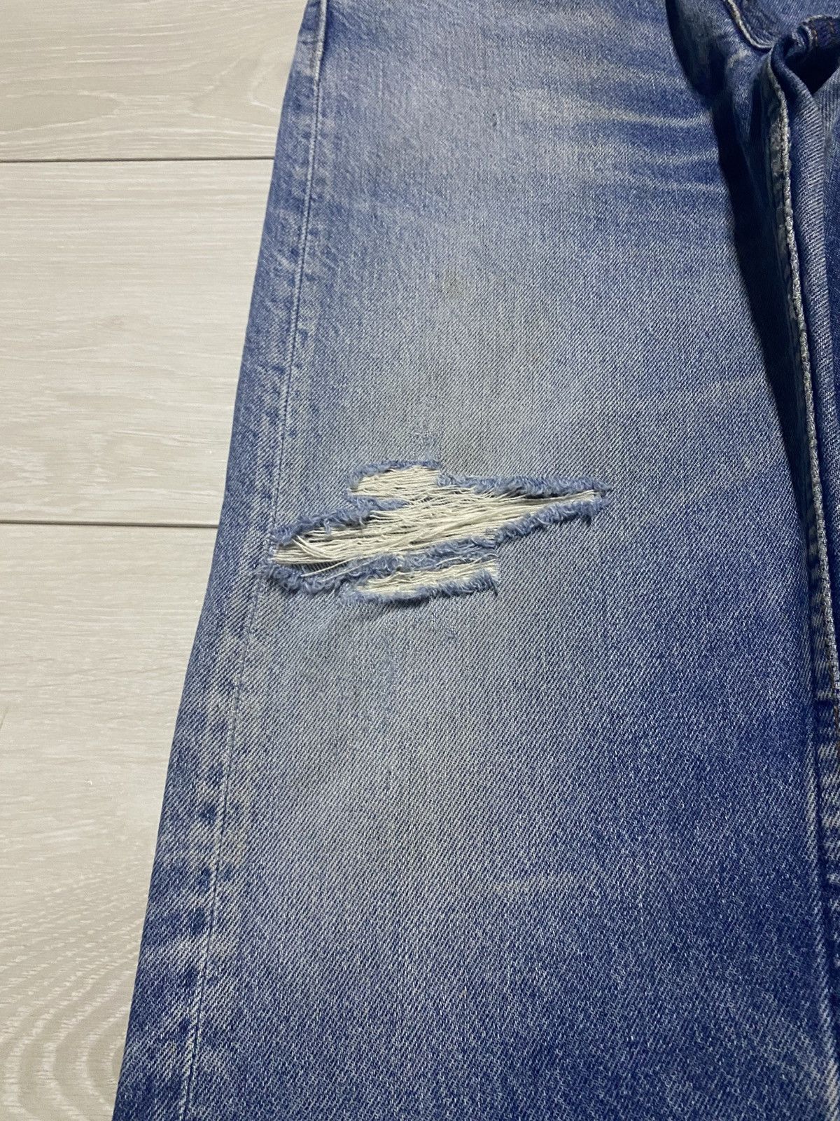Levi's Vintage Levis 505 90s Faded Wash Distressed Jeans Size US 29 - 7 Thumbnail