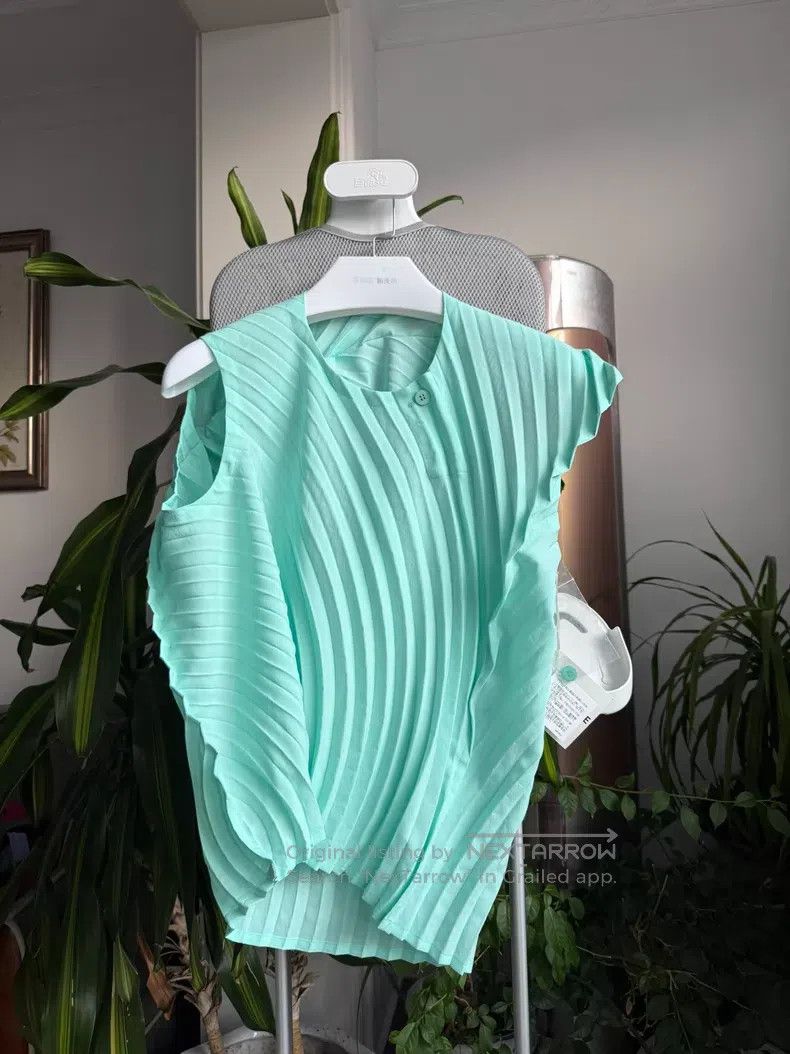 Issey Miyake Issey Miyake Annual Ring Water Ripple Top Mint Green Size M / US 6-8 / IT 42-44 - 1 Thumbnail
