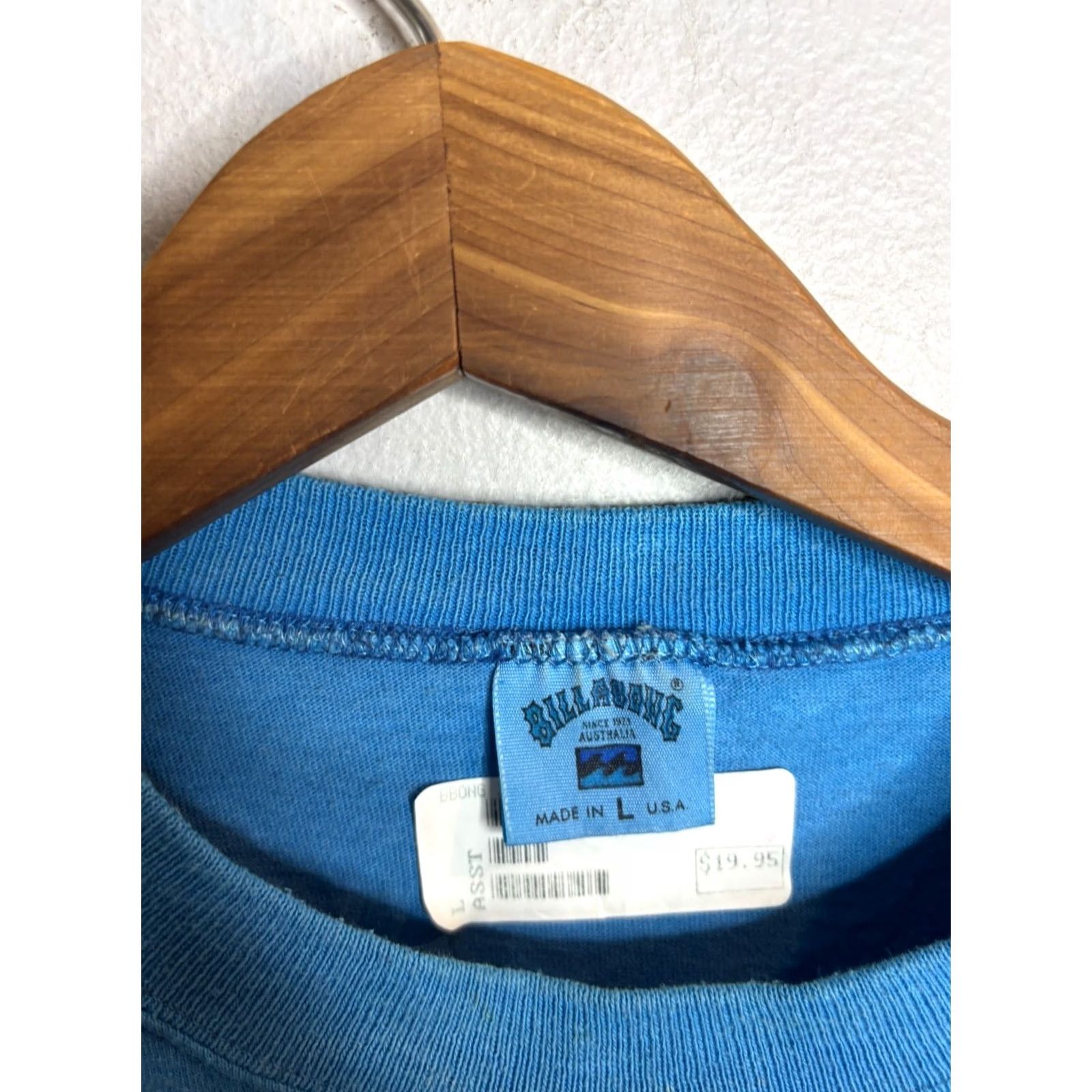 Billabong Billabong T-Shirt Crew Neck 90s Embroidered Vintage Mens Size L Blue Size US L / EU 52-54 / 3 - 3 Thumbnail