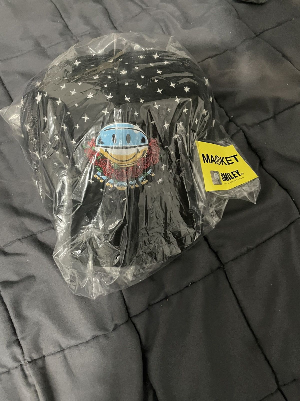 Market Market Smiley Keep On Shinning Trucker Hat Size ONE SIZE - 1 Thumbnail